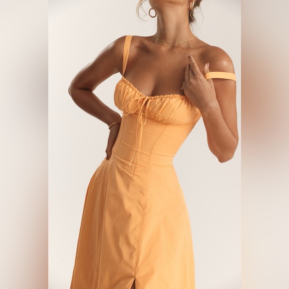 House of CB Carmen dress in tangerine size S - Picture 3 of 8